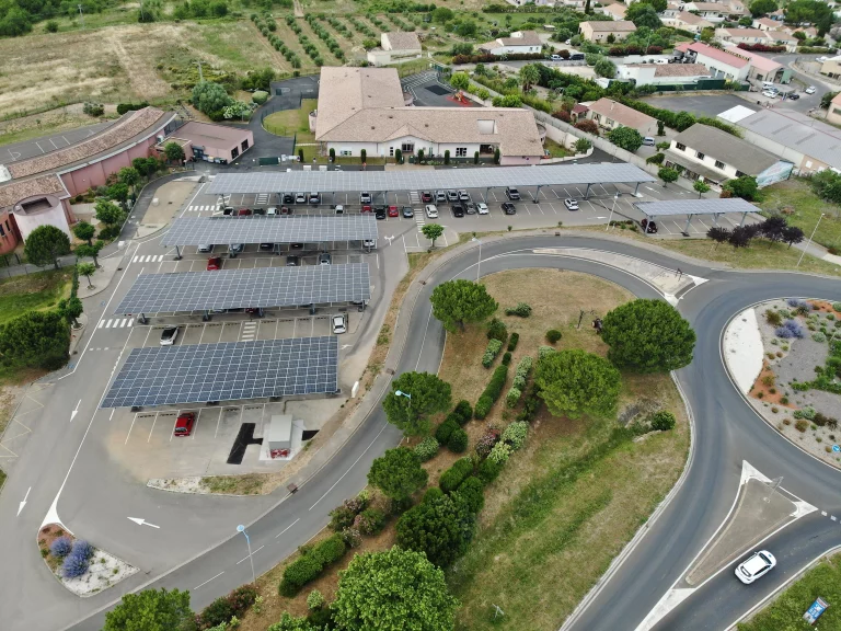 Toiture et ombrière photovoltaïque